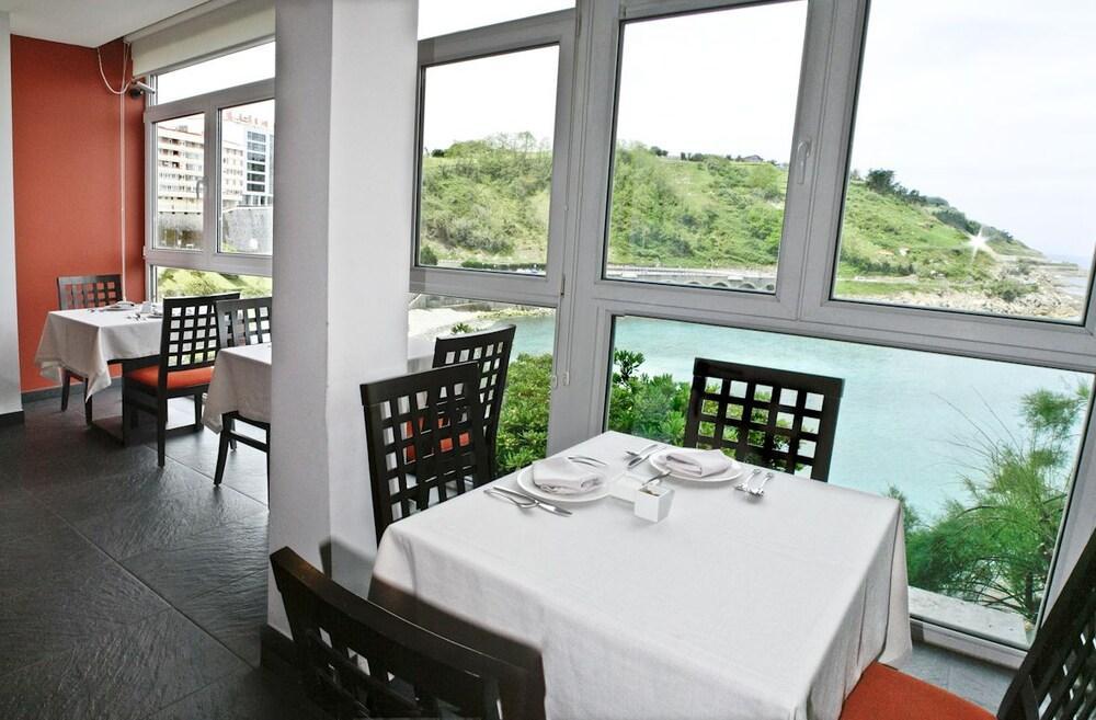 Saiaz Hotela Hotel 2*